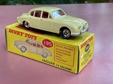 Dinky Toys 195 JAGUAR 3.4 Saloon neuf boite Mint in box ancien stock de magasin