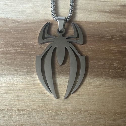 Collier araignée tribal acier