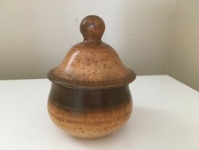 petit pot fermé céramique