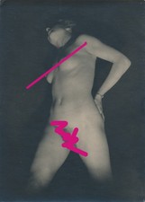 Femme contreplongée contraste