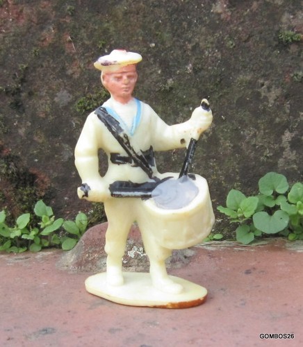 Figurine quiralu plastique - quiralu, plastique/