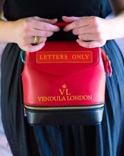VENDULA LONDON : sac à main modèle LETTERS BOX, neuf rare & introuvable prix 250