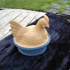 Jolie Poule en céramique