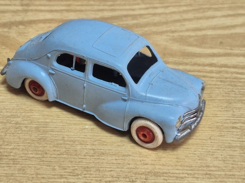 Voiture miniature renault 4cv - voiture,