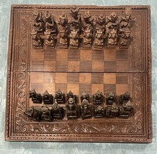 Jeu d'échec 20ème XXème Bali Divintés Bois sculpté Collection Pièces Damier Rare