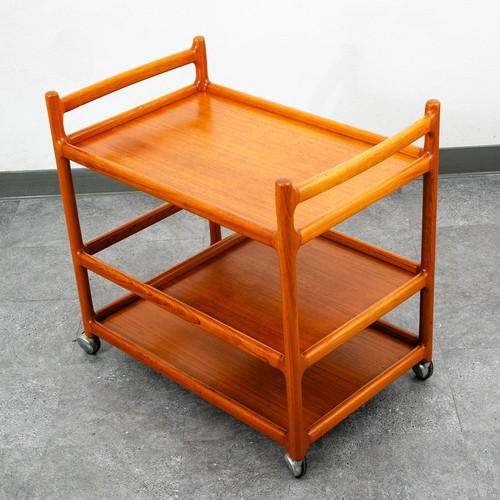 Mid century modern serving - mid,