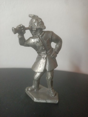 Statuette figurine médecin - figurine,