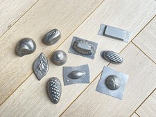 Charmant lot de moules à chocolat don't Escargot Lanvin - Cloche