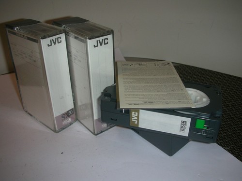 Lot cassettes vhs jvc - 3,