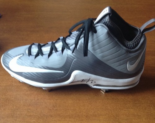 Trevor story signed cleat - ,