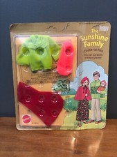 The Sunshine Family Dress-up