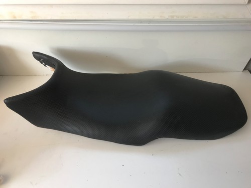 Une selle siege - selle, origine
