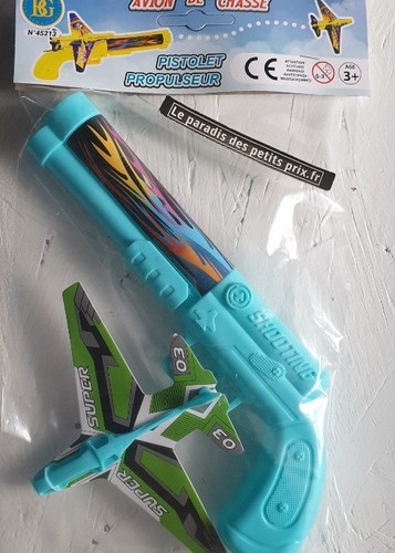 Avion avec lanceur - avec,