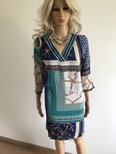 Robe imprimée bleue et
