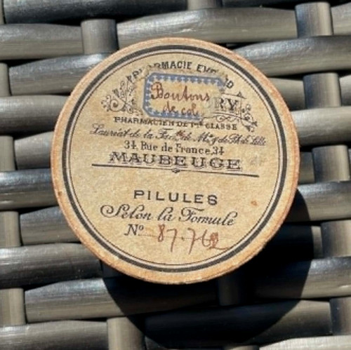 Ancienne petite boite - boite, en