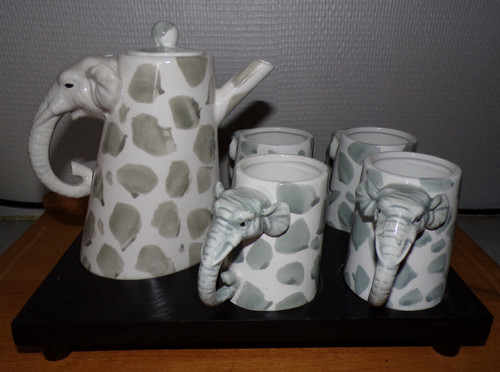 Théière éléphant avec - éléphant,