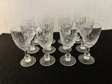 12 verres à vin blanc modèle