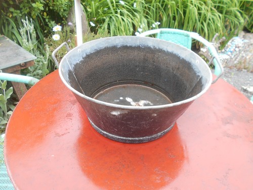 Bassine fer blanc - en, ancienne