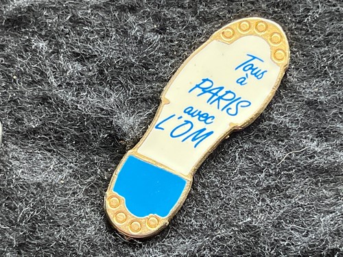 Pins pin football - football, om