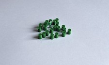 ho lot 20 fûts verts bidons