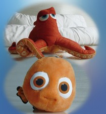2 Peluches du film Disney Le