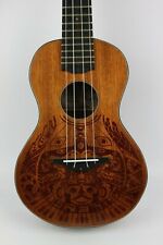 Ukulélé taille concert, fait