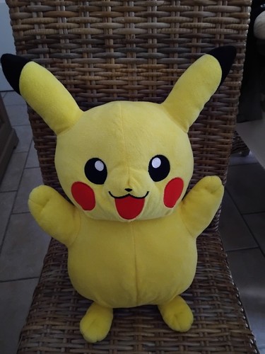 Tomy peluche pokémon pikachu - peluche,