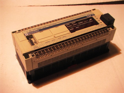 Automate telemecanique tsx - a),