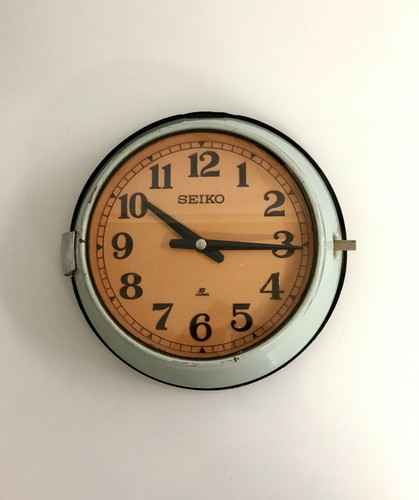 Horloge murale industrielle