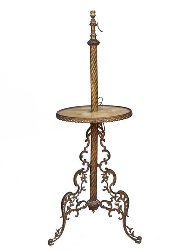 Pied lampe formant table - pied,