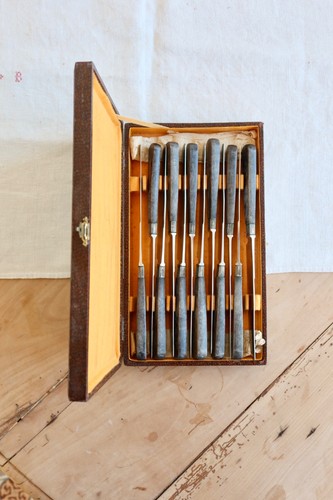 Coffret couteaux anciens - coffret,