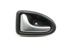 POIGNEE INTERIEURE PORTE AVANT GAUCHE 8200711136 RENAULT CLIO 2 CAMPUS phase 2