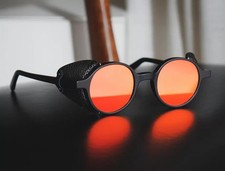 400€ Lunettes de soleil rondes noires glacier en cuir LGR L.G.R Reunion Flap 22