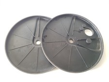 2 flasques pare poussières de