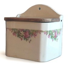 ANCIENNE BOÎTES À SEL RN