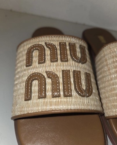 Claquette mui - mui,