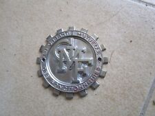 ECUSSON DE CALANDRE GMF POUR VOITURES ANCIENNES