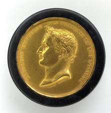 BOÎTE EN ÉCAILLE DE TORTUE ÉPOQUE EMPIRE PORTRAIT DE NAPOLÉON 1er GRAVEUR GALLÉ