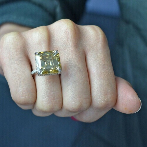 Bague diamant couleur