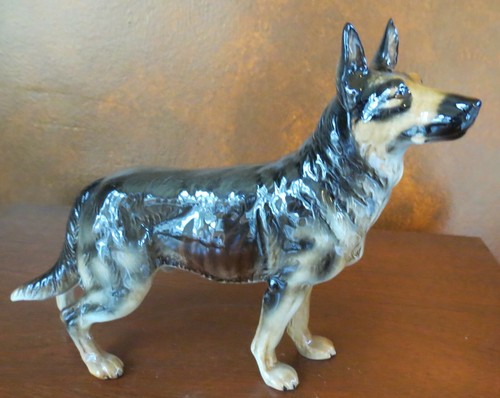 Goebel german shepard dog - german, 8"