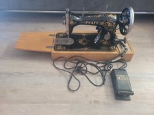 Machine A Coudre Ancienne Pfaff qui Fonctionne.
