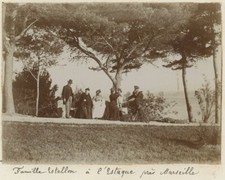 Famille Estellon à l'Estaque près Marseille. Tirage citrate 1898.