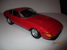 KYOSHO    ECHELLE 1/18   FERRARI   365 GTB 4  DAYTONA   71