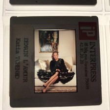 KATIA TCHENKO - DIAPOSITIVE DE PRESSE SLIDE