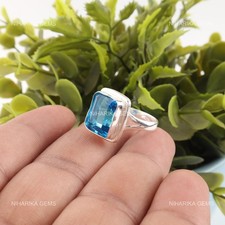 Rectangle Suisse Bleue Gemme