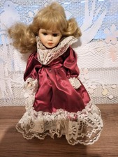 ancienne poupée tête main et