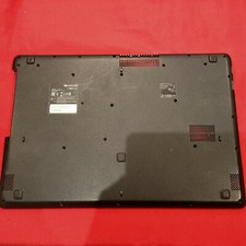 Packard Bell EN LG81BA Bottom
