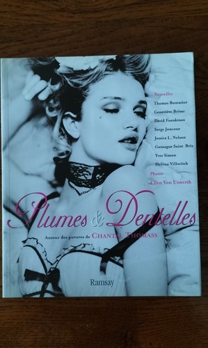Plumes dentelles autour - &, des