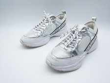 GUESS Baskets Femme Taille 38