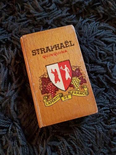 Ancienne boîte publicitaire - boÎte,